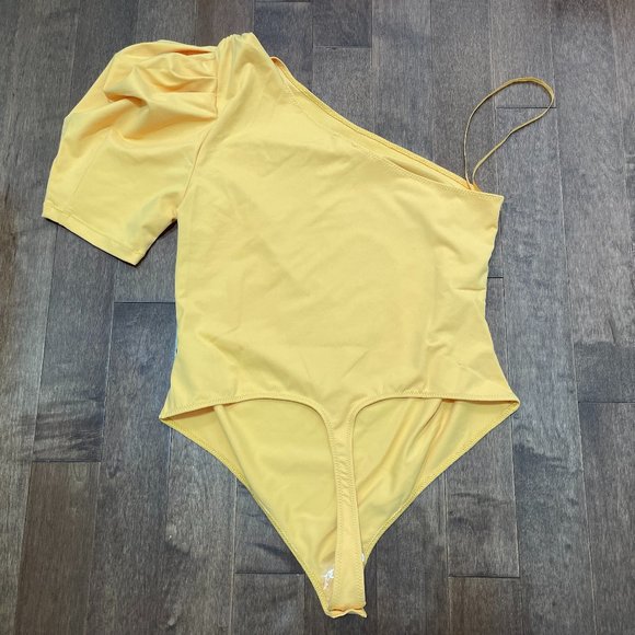 NWT Free People Somethin' Bout You One Shoulder Short Puff Sleeve Bodysuit sz XL - Picture 12 of 12